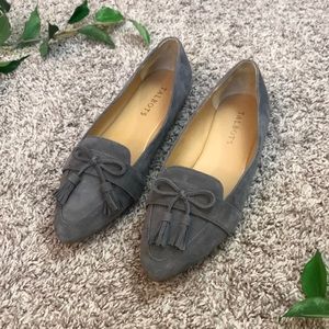 Talbots Gray Suede Bow and Tassel Leather Flats Womens Sz 6.5 Medium Comfortable